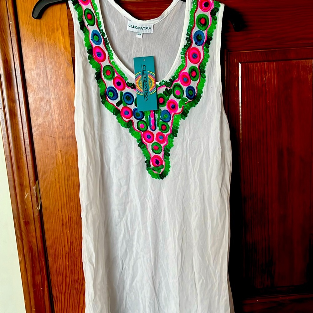 New Cleopatra Embroidered White Dress Asymmetrical Length Free Size NWT Unique